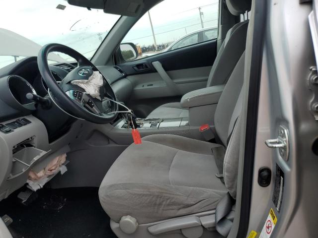 5TDZK3EH8DS128264 - 2013 TOYOTA HIGHLANDER BASE Silber Foto 7