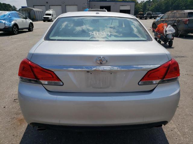 4T1BK3DB8BU440314 - 2011 TOYOTA AVALON BASE SILVER photo 6