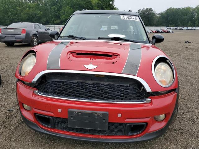 WMWZG3C51BTY30660 - 2011 MINI COOPER S CLUBMAN Rot Foto 5
