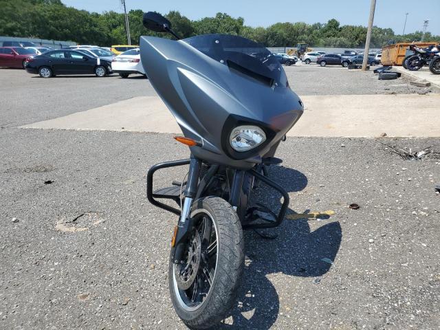 5VPDW36N3E3034672 - 2014 VICTORY MOTORCYCLES CROSS COUN GRAY photo 2