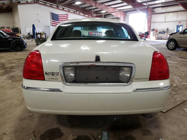 1LNHM82W46Y620296 - 2006 LINCOLN TOWN CAR SIGNATURE LIMITED WHITE photo 6