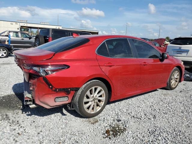 4T1C11AK8PU137525 - 2023 TOYOTA CAMRY LE 红色 照片 3