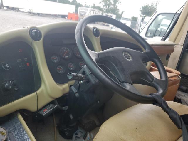 4UZAB2BS29CAN1874 - 2009 FREIGHTLINER CHASSIS XC TAN photo 8