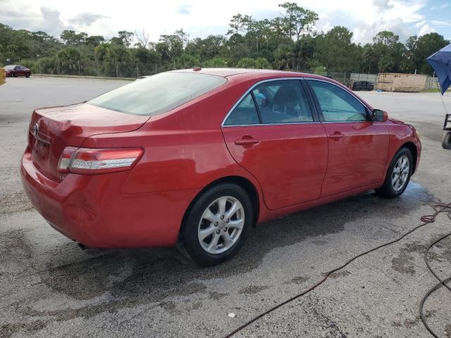 4T1BF3EK1BU175545 - 2011 TOYOTA CAMRY BASE RED photo 3