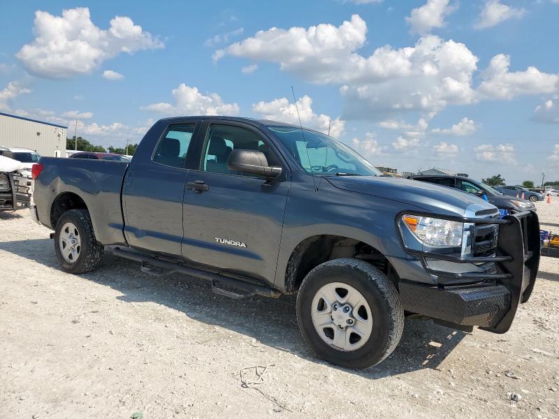 5TFRM5F14AX011634 - 2010 TOYOTA TUNDRA DOUBLE CAB SR5 CHARCOAL photo 4