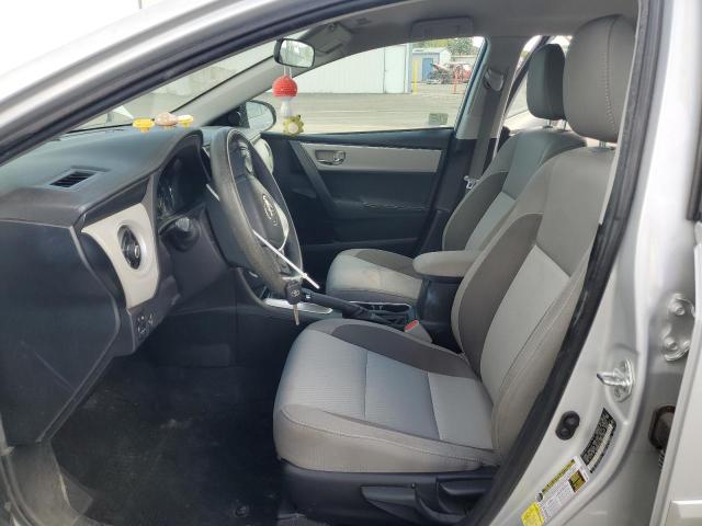 2T1BURHE6JC092000 - 2018 TOYOTA COROLLA L ვერცხლისფერი ფოტო 7