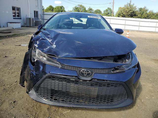 5YFVPMAE8NP272540 - 2022 TOYOTA COROLLA LE 蓝色 照片 5