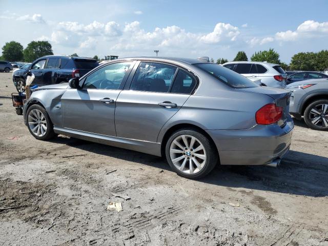 WBAPH7G55BNM59061 - 2011 BMW 328 I GRAY photo 2