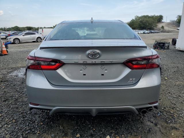 4T1G11BK8PU100488 - 2023 TOYOTA CAMRY SE NIGHT SHADE SILVER photo 6