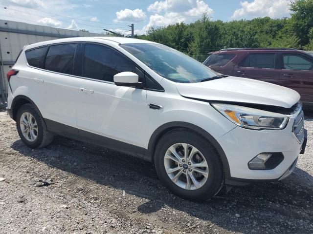 1FMCU0GD5KUC02799 - 2019 FORD ESCAPE SE 白色 照片 4