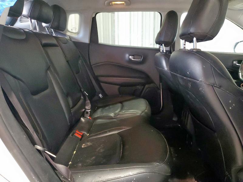 3C4NJDCB0MT604258 - 2021 JEEP COMPASS LIMITED Weiß Foto 10