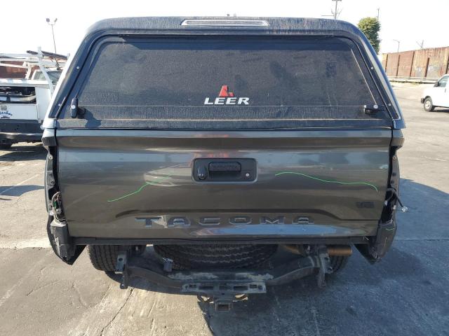 3TMDZ5BN4HM018121 - 2017 TOYOTA TACOMA DOUBLE CAB 银色 照片 6