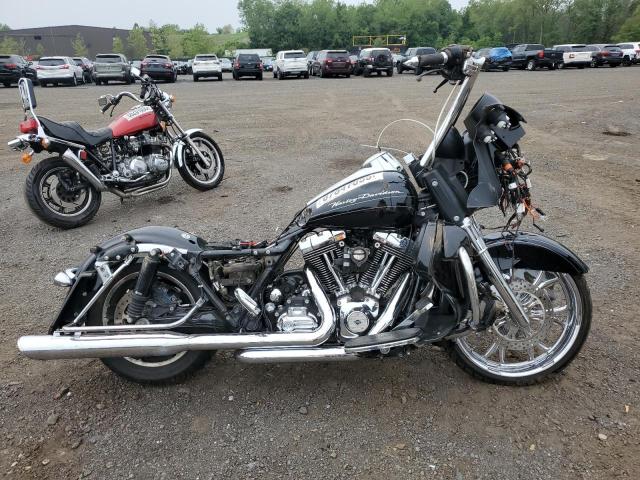 2011 HARLEY-DAVIDSON FLTRX, 