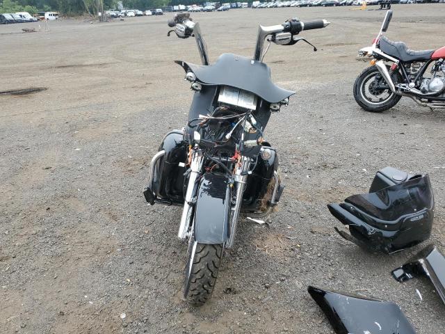 1HD1KHM18BB647896 - 2011 HARLEY-DAVIDSON FLTRX Qara foto 2