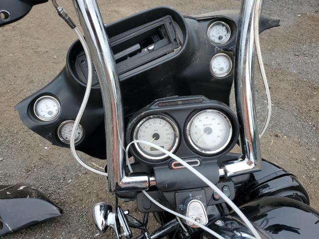 1HD1KHM18BB647896 - 2011 HARLEY-DAVIDSON FLTRX Qara foto 7