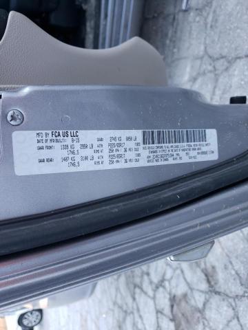 2C4RC1BG5FR751544 - 2015 CHRYSLER TOWN & COU TOURING ვერცხლისფერი ფოტო 13