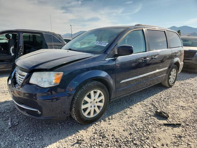 2015 CHRYSLER TOWN & COU TOURING, 