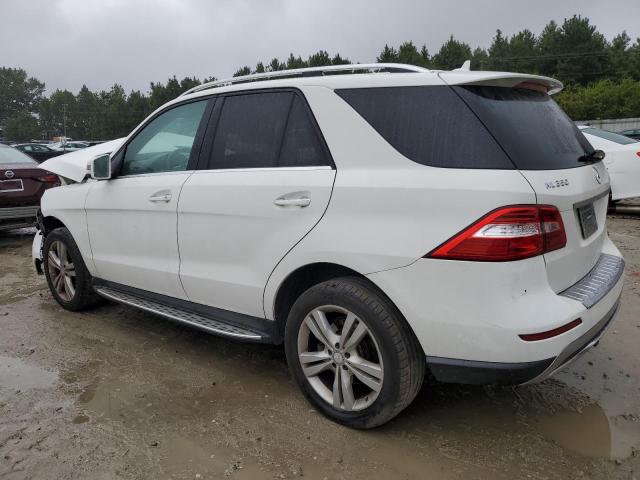 4JGDA5HBXFA468138 - 2015 MERCEDES-BENZ ML 350 4MATIC WHITE photo 2