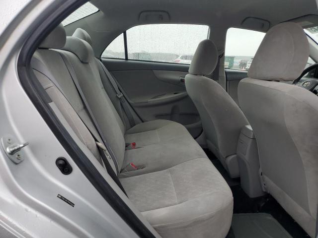 JTDBL40E299022044 - 2009 TOYOTA COROLLA BASE SILVER photo 10