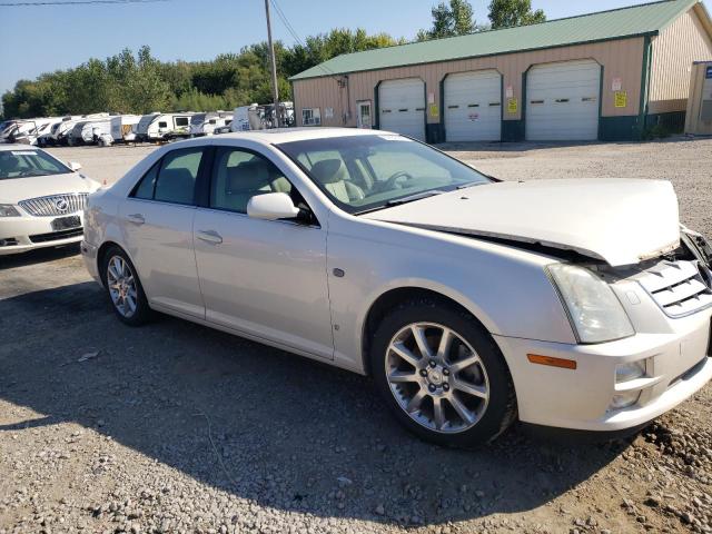 1G6DC67A460100026 - 2006 CADILLAC STS WHITE photo 4