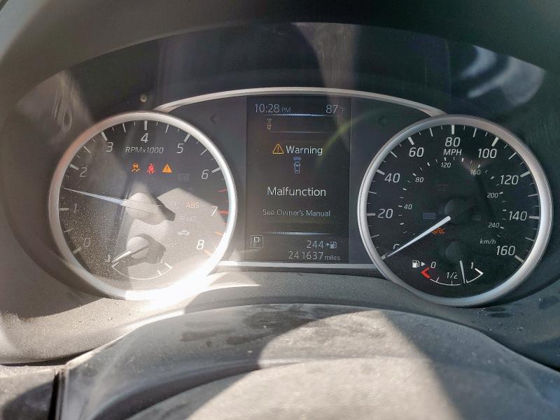 3N1AB7AP8JY290520 - 2018 NISSAN SENTRA S BLUE photo 9