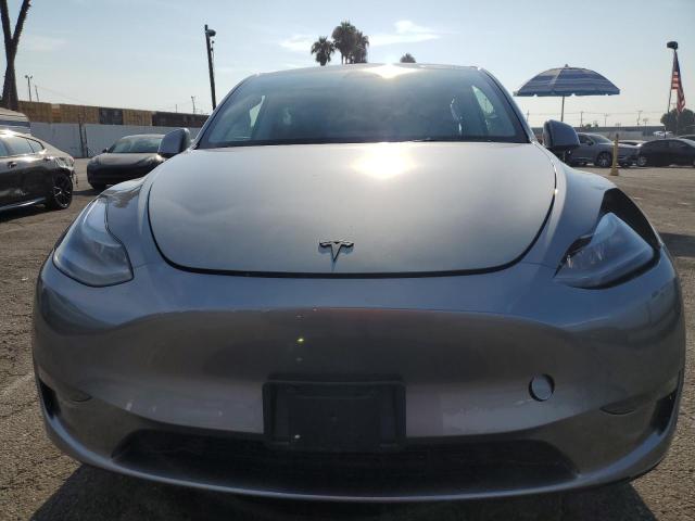 7SAYGDED7SF259884 - 2025 TESLA MODEL Y 灰色 照片 5