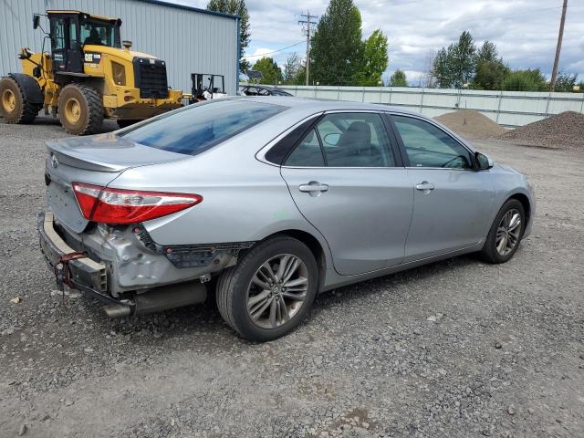 4T1BF1FK3FU920174 - 2015 TOYOTA CAMRY LE SILVER photo 3