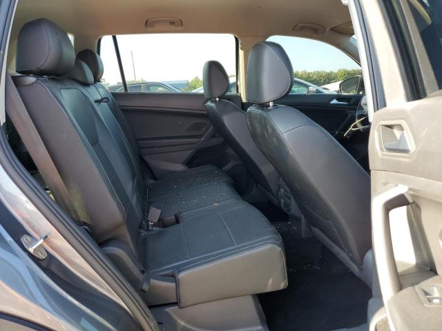 3VV3B7AX1LM120145 - 2020 VOLKSWAGEN TIGUAN SE GRAY photo 10