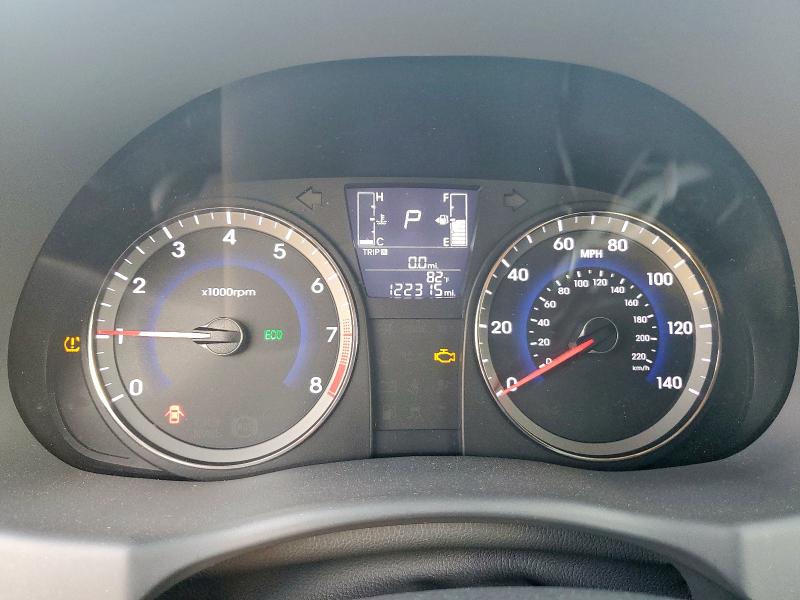 KMHCT4AE0HU316911 - 2017 HYUNDAI ACCENT SE 灰色 照片 9