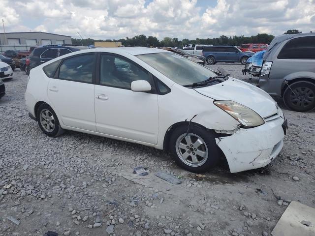 JTDKB20U253098049 - 2005 TOYOTA PRIUS WHITE photo 4