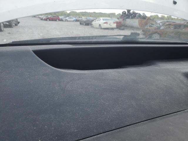 JTDKB20U253098049 - 2005 TOYOTA PRIUS WHITE photo 9