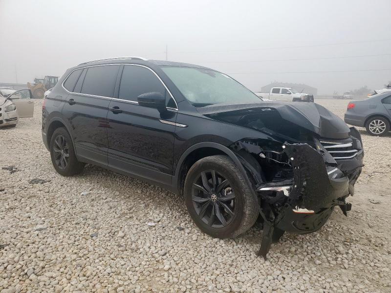 3VVNB7AX9RM078342 - 2024 VOLKSWAGEN TIGUAN SE Schwarz Foto 4