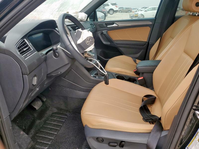 3VVNB7AX9RM078342 - 2024 VOLKSWAGEN TIGUAN SE Schwarz Foto 7