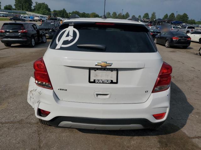 KL7CJLSB5JB716373 - 2018 CHEVROLET TRAX 1LT Blanco foto 6