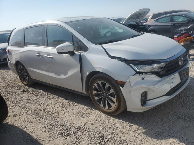 5FNRL6H75MB012123 - 2021 HONDA ODYSSEY EXL WHITE photo 4