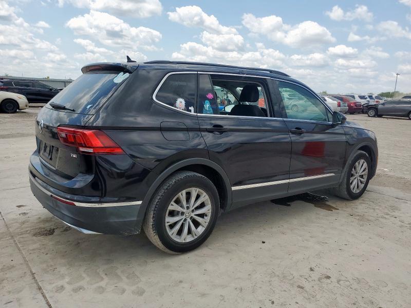 3VV3B7AX6JM059887 - 2018 VOLKSWAGEN TIGUAN SE შავი ფოტო 3