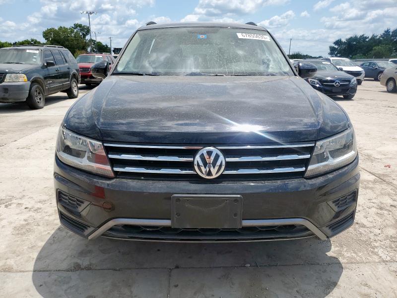 3VV3B7AX6JM059887 - 2018 VOLKSWAGEN TIGUAN SE შავი ფოტო 5