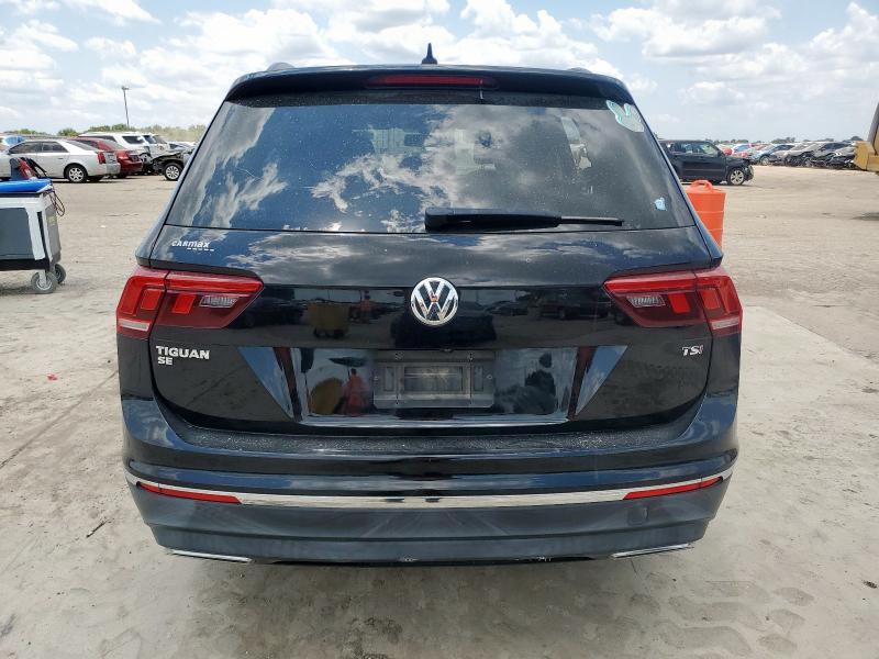 3VV3B7AX6JM059887 - 2018 VOLKSWAGEN TIGUAN SE შავი ფოტო 6