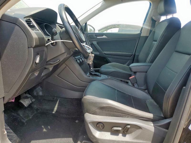 3VV3B7AX6JM059887 - 2018 VOLKSWAGEN TIGUAN SE შავი ფოტო 7