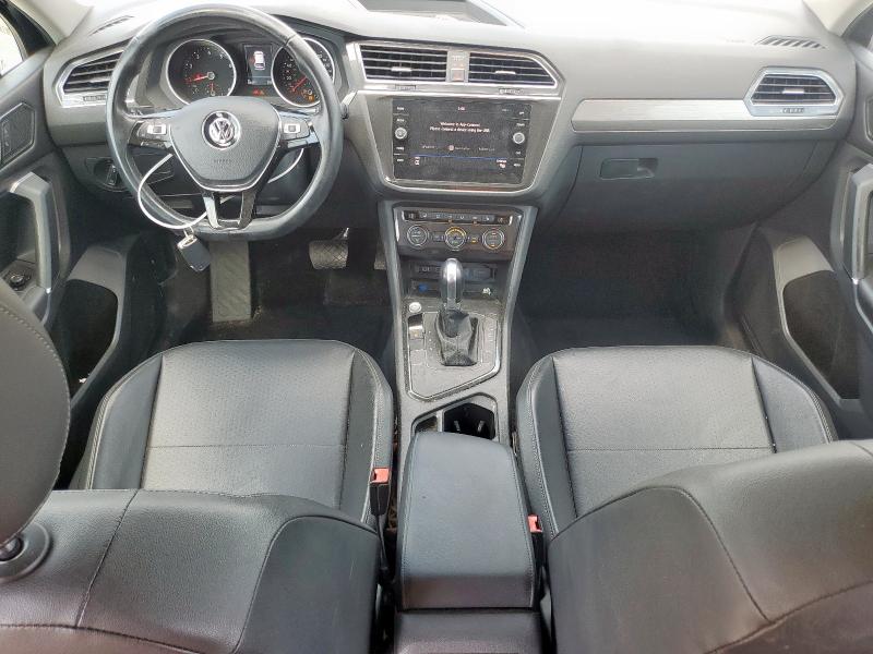 3VV3B7AX6JM059887 - 2018 VOLKSWAGEN TIGUAN SE შავი ფოტო 8
