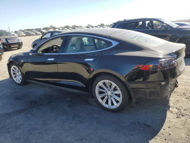 5YJSA1E14GF125026 - 2016 TESLA MODEL S Черный фото 2