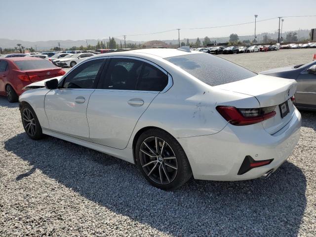 WBA5R1C57KAJ98515 - 2019 BMW 330I WHITE photo 2