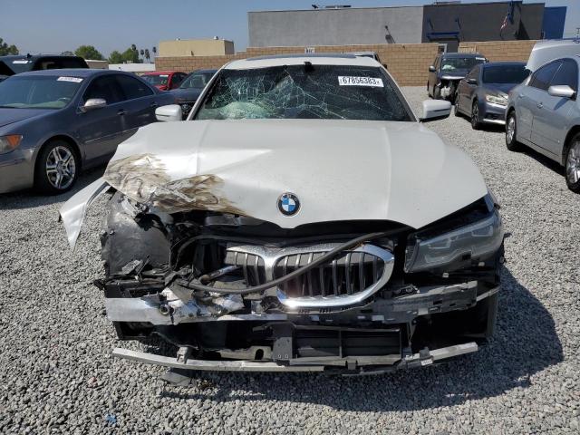 WBA5R1C57KAJ98515 - 2019 BMW 330I WHITE photo 5