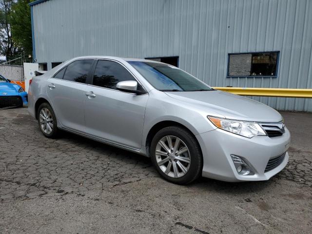 4T4BF1FK3CR159423 - 2012 TOYOTA CAMRY BASE SILVER photo 4