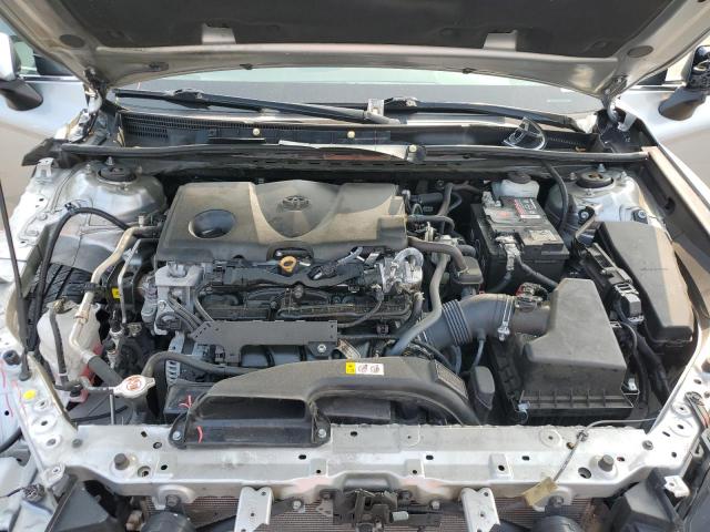 4T1G11AK7NU663787 - 2022 TOYOTA CAMRY SE 银色 照片 11