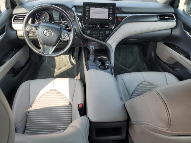 4T1G11AK7NU663787 - 2022 TOYOTA CAMRY SE 银色 照片 8