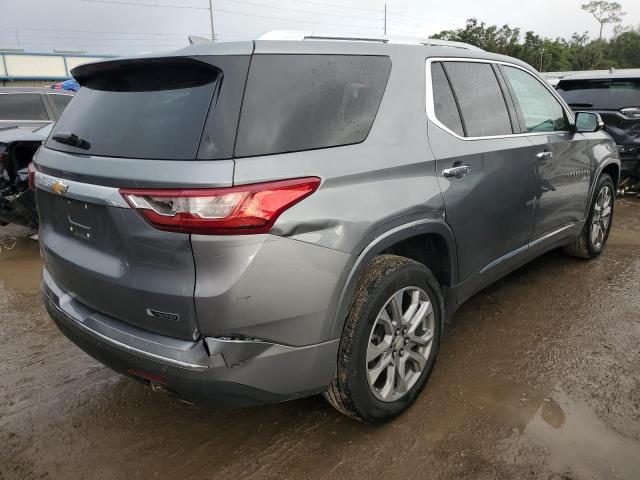 1GNERKKWXJJ190031 - 2018 CHEVROLET TRAVERSE PREMIER GRAY photo 3