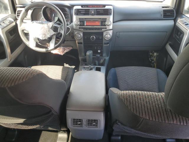 JTEBU5JR4B5044866 - 2011 TOYOTA 4RUNNER SR5 فضي صورة 8