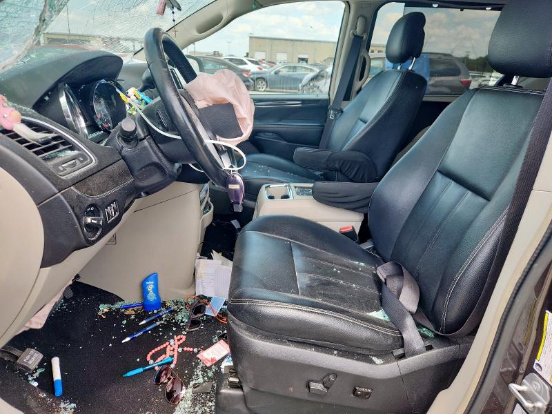 2C4RC1BG7GR175134 - 2016 CHRYSLER TOWN & COU TOURING CHARCOAL photo 7