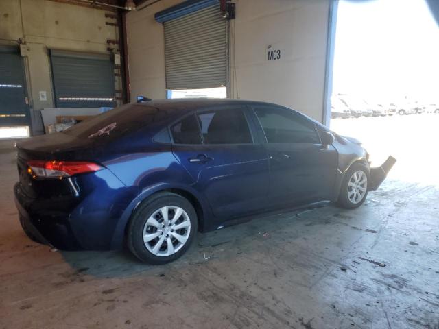 5YFEPMAE5MP211077 - 2021 TOYOTA COROLLA LE 蓝色 照片 3